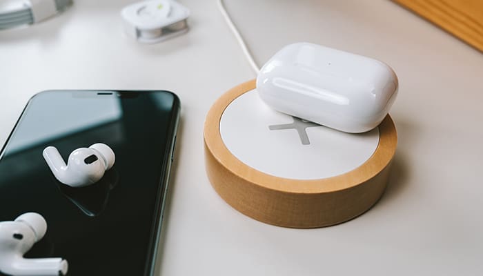 Cuánto tarda en cargarse el estuche de los Airpods